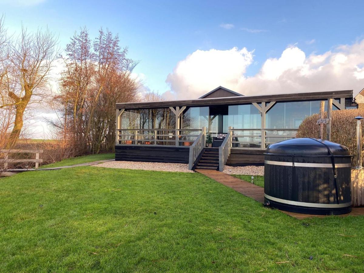 Fantastic Brand New Vacation Home Near The Wadden Paesens Luaran gambar